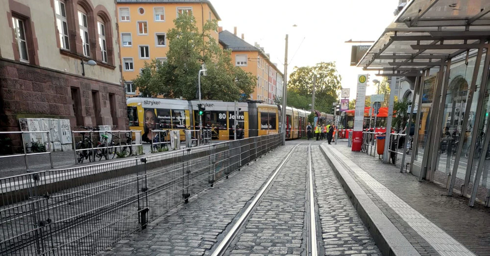 Straßenbahn, Unfall, Eschholzstraße, Freiburg — © Baden TV Süd